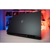 AORUS 15 XE5 | 15.6" QHD 165Hz | i7-12700H | RTX 3070 Ti | Ram 16GB | NVme 1To